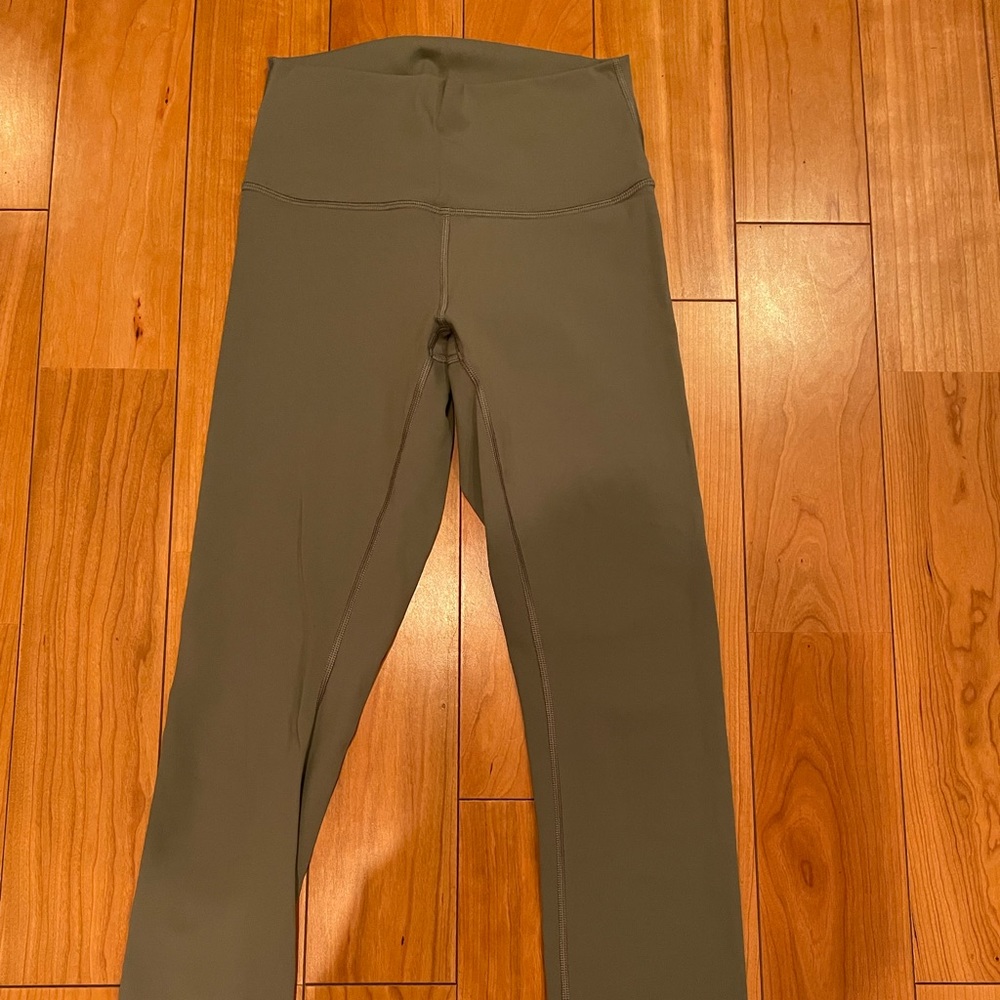 Lululemon Grey sage WU 25” leggings - Picture 1 of 2